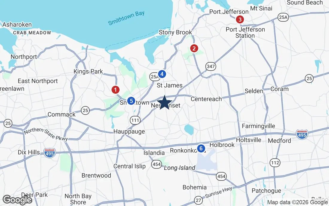 Area map of Amber Court of Smithtown, ALP with the nearest hospitals and LIRR stations